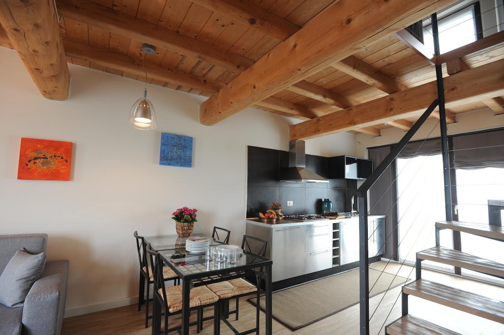 Monte Maino Bed & Breakfast Desenzano del Garda Bilik gambar