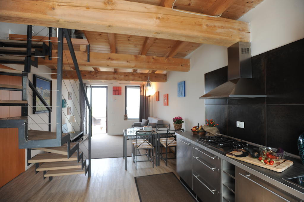 Monte Maino Bed & Breakfast Desenzano del Garda Bilik gambar