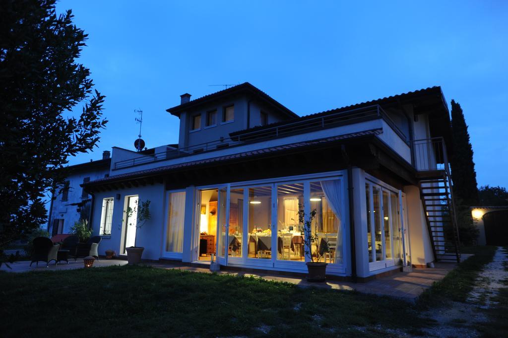 Monte Maino Bed & Breakfast Desenzano del Garda Luaran gambar