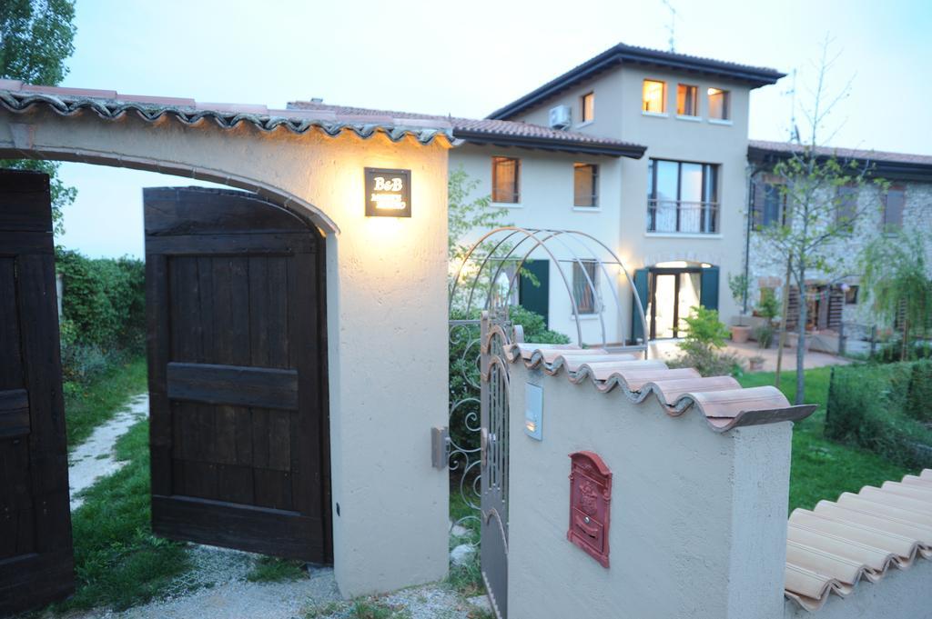Monte Maino Bed & Breakfast Desenzano del Garda Luaran gambar