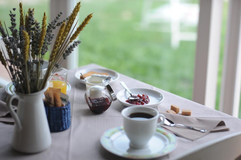 Monte Maino Bed & Breakfast Desenzano del Garda Luaran gambar