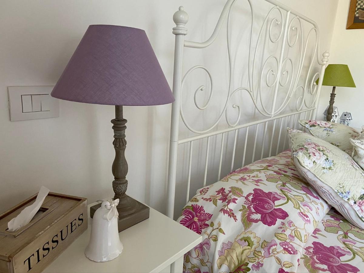 Monte Maino Bed & Breakfast Desenzano del Garda Luaran gambar